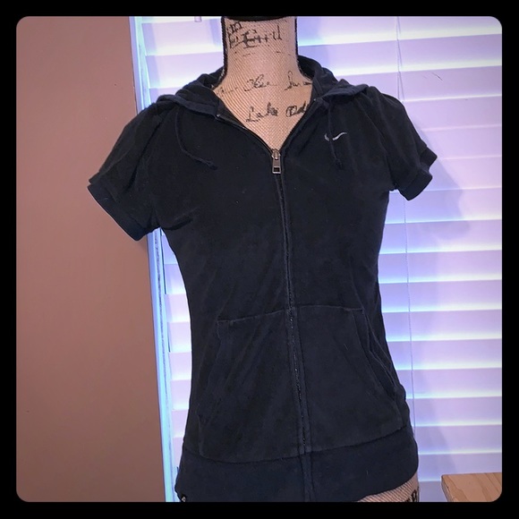 Nike Tops - Nike Vest